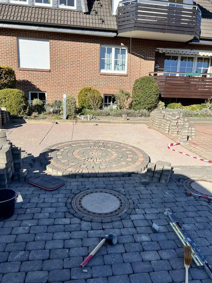 Pflasterarbeiten Kreisgestaltung Hofeinfahrt – Goslar